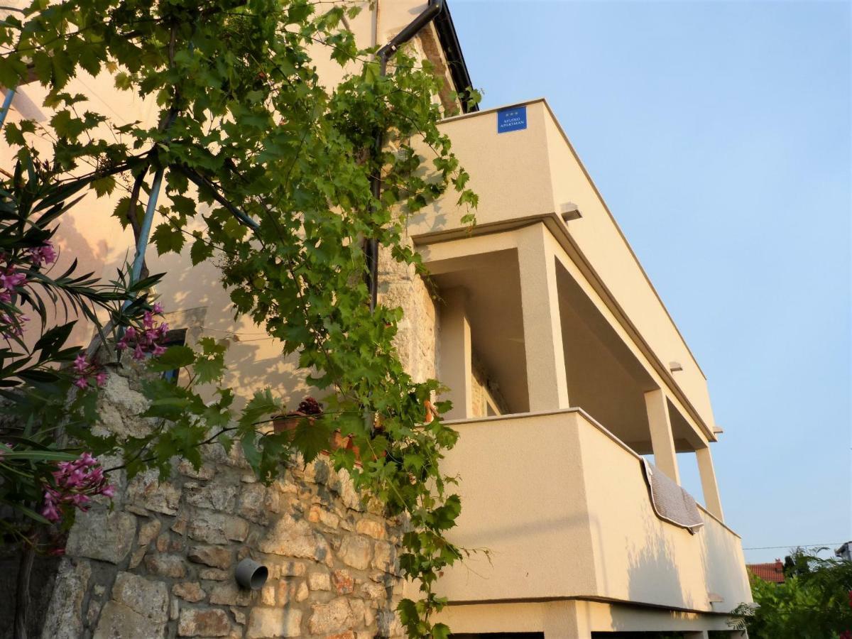 Studio Apartmani Sverko Punat Zewnętrze zdjęcie